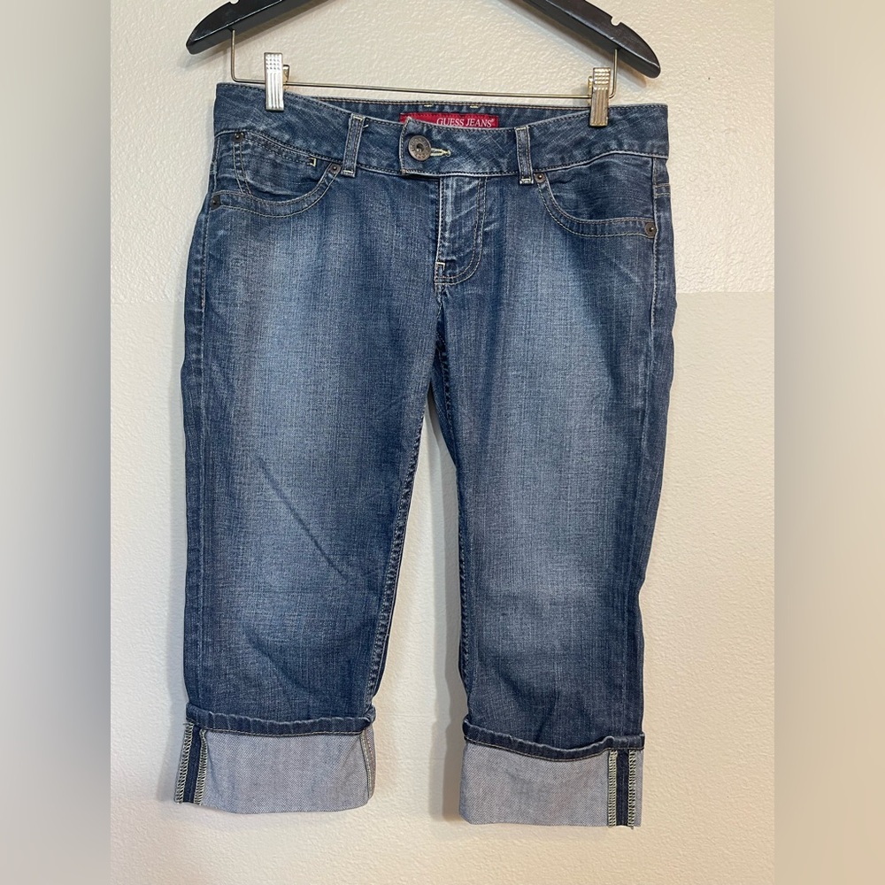 Guess Jeans Blue Capri Low Rise Medium Wash Cuffed Stretch Denim